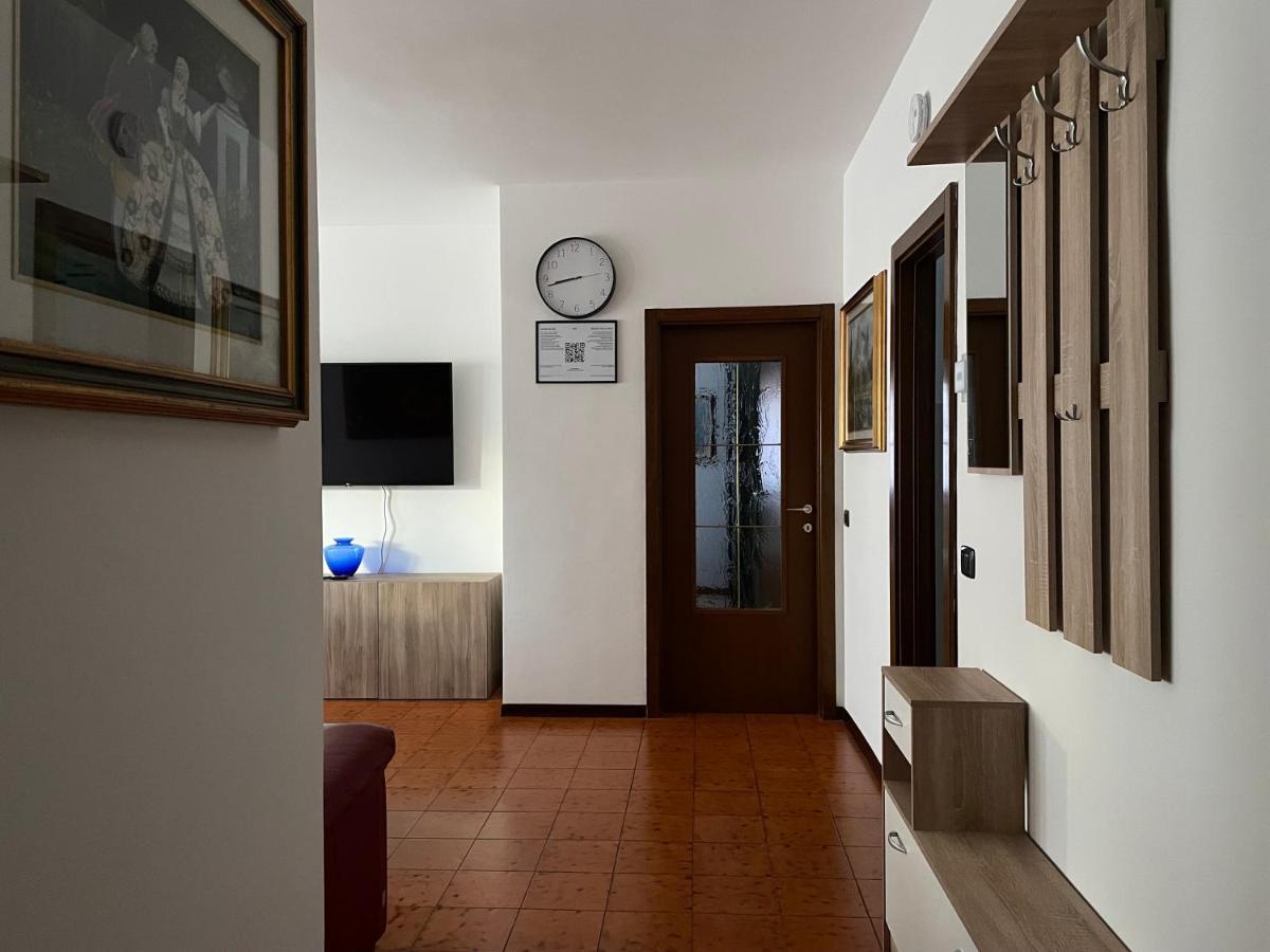 Appartamento Spazioso Con 3 Camere Da Letto Ρίβα ντελ Γκάρντα Εξωτερικό φωτογραφία