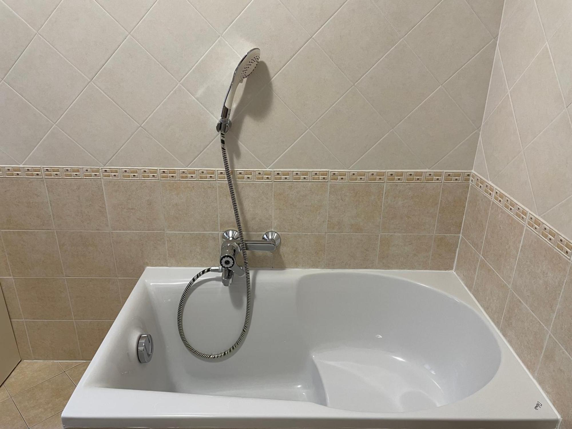 Appartamento Spazioso Con 3 Camere Da Letto Ρίβα ντελ Γκάρντα Εξωτερικό φωτογραφία